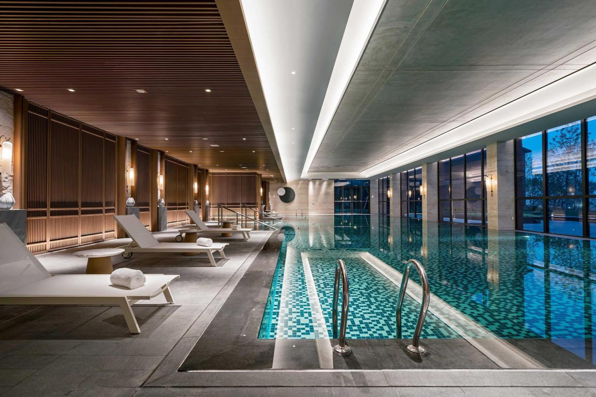 The Westin Nanjing Resort & Spa Exterior photo